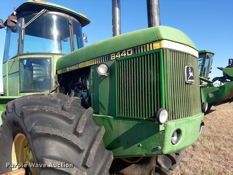 image for item LX9948 1976 John Deere 8440  4WD tractor