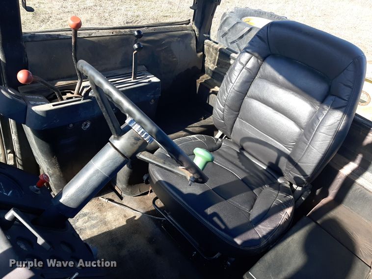 image for item LX9948 1976 John Deere 8440  4WD tractor