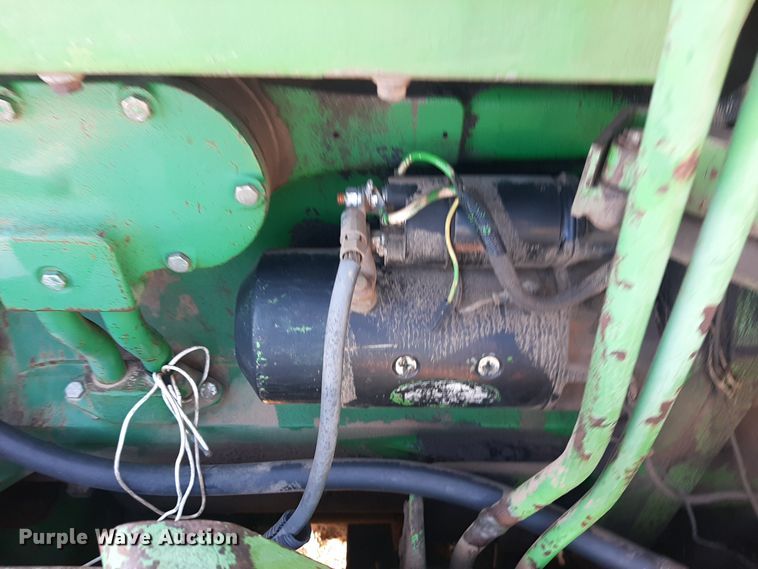 image for item LX9948 1976 John Deere 8440  4WD tractor