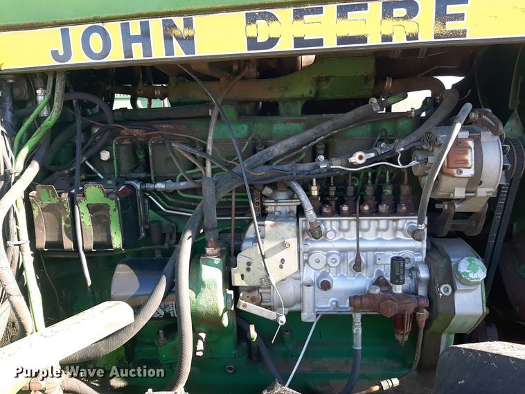image for item LX9948 1976 John Deere 8440  4WD tractor