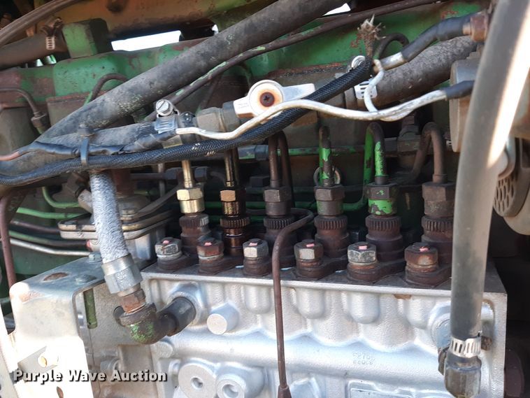 image for item LX9948 1976 John Deere 8440  4WD tractor