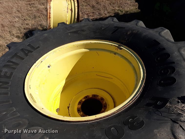 image for item LX9948 1976 John Deere 8440  4WD tractor