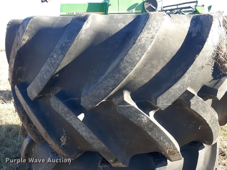 image for item LX9948 1976 John Deere 8440  4WD tractor