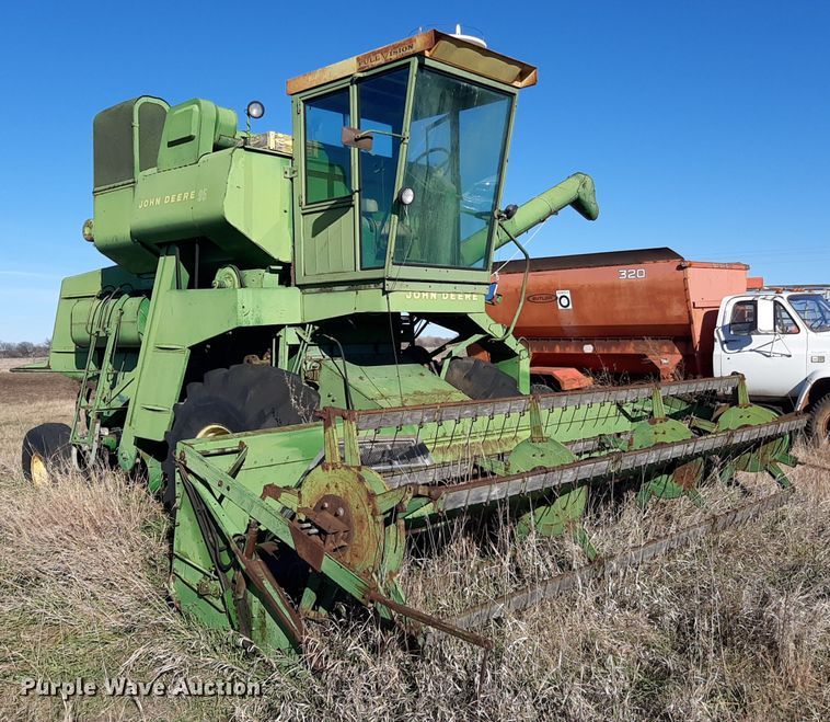 image for item LX9949 John Deere 95  combine
