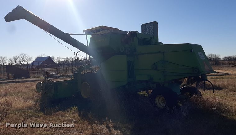 image for item LX9949 John Deere 95  combine