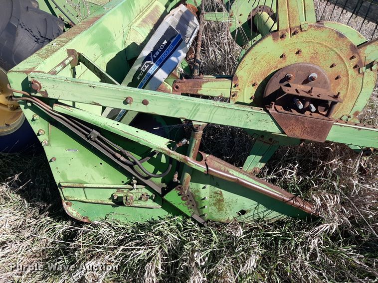 image for item LX9949 John Deere 95  combine