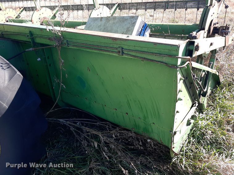 image for item LX9949 John Deere 95  combine