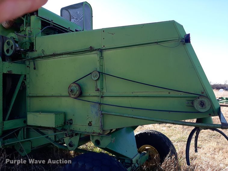 image for item LX9949 John Deere 95  combine