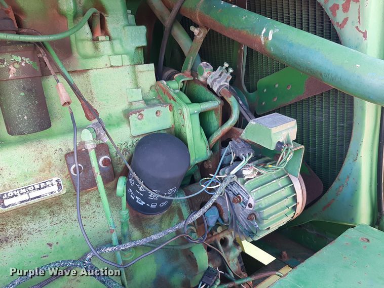 image for item LX9949 John Deere 95  combine