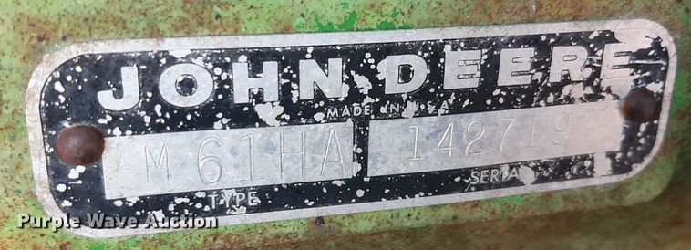 image for item LX9949 John Deere 95  combine