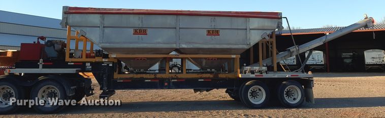 image for item LX9955 2014 KBH  fertilizer tender trailer