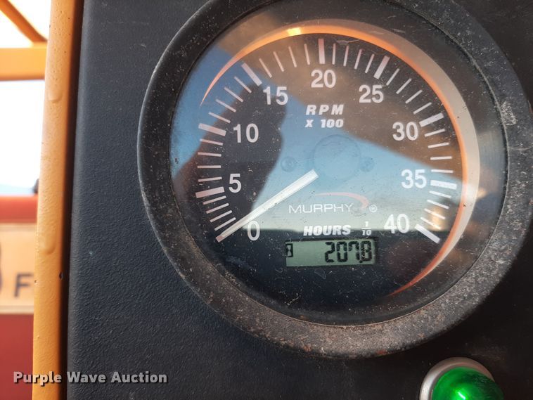 image for item LX9955 2014 KBH  fertilizer tender trailer