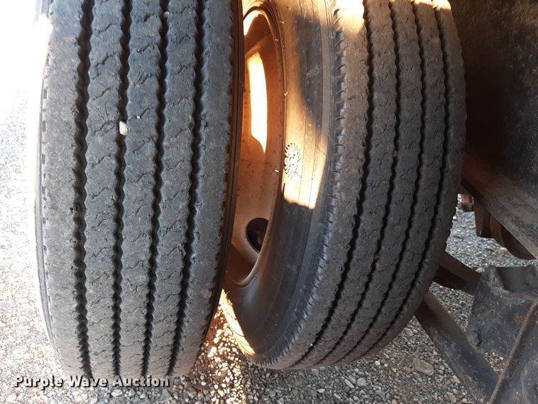 image for item LX9955 2014 KBH  fertilizer tender trailer