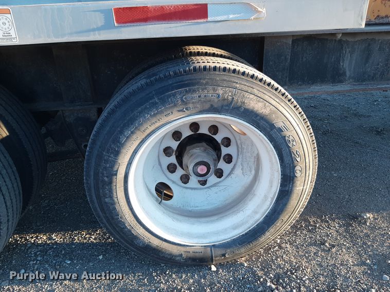 image for item LX9955 2014 KBH  fertilizer tender trailer