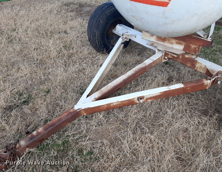 image for item LX9958 Beaird  NH3 tank trailer