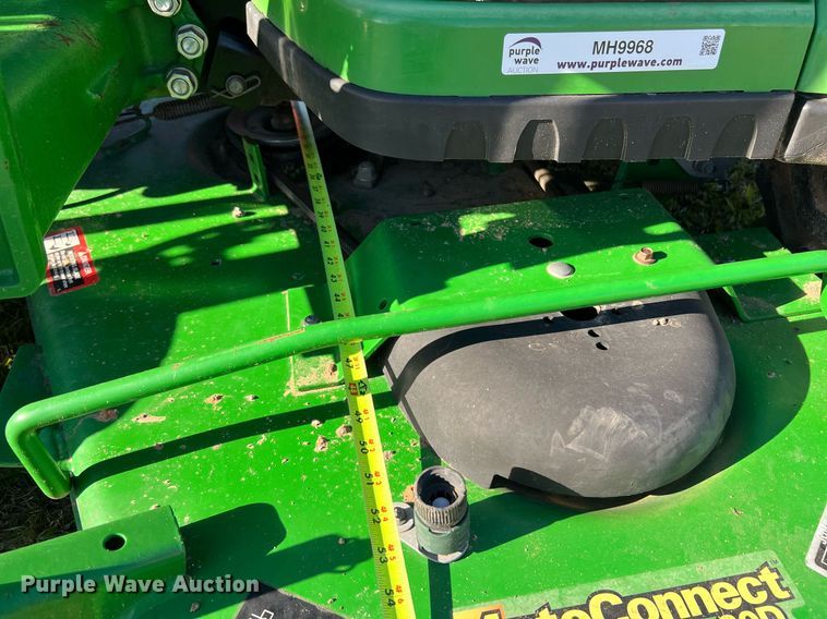 image for item MH9968 2015 John Deere 1025R  MFWD tractor