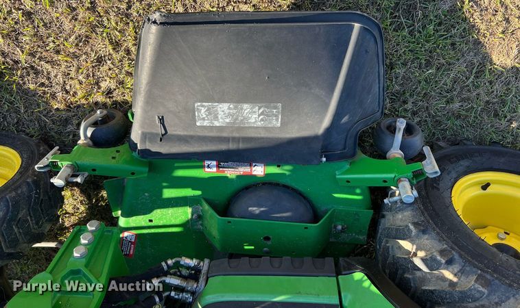 image for item MH9968 2015 John Deere 1025R  MFWD tractor