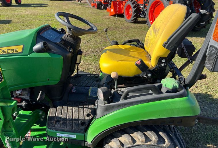 image for item MH9968 2015 John Deere 1025R  MFWD tractor