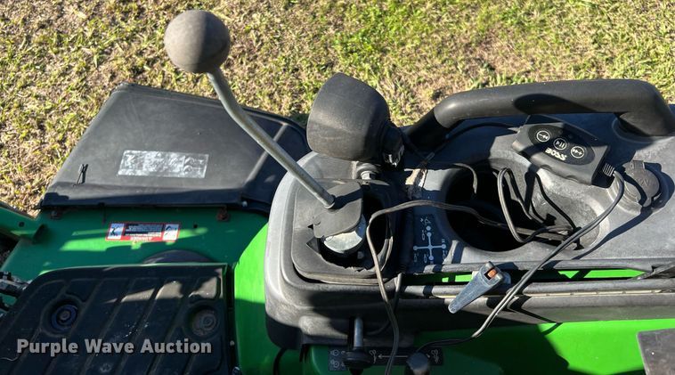 image for item MH9968 2015 John Deere 1025R  MFWD tractor