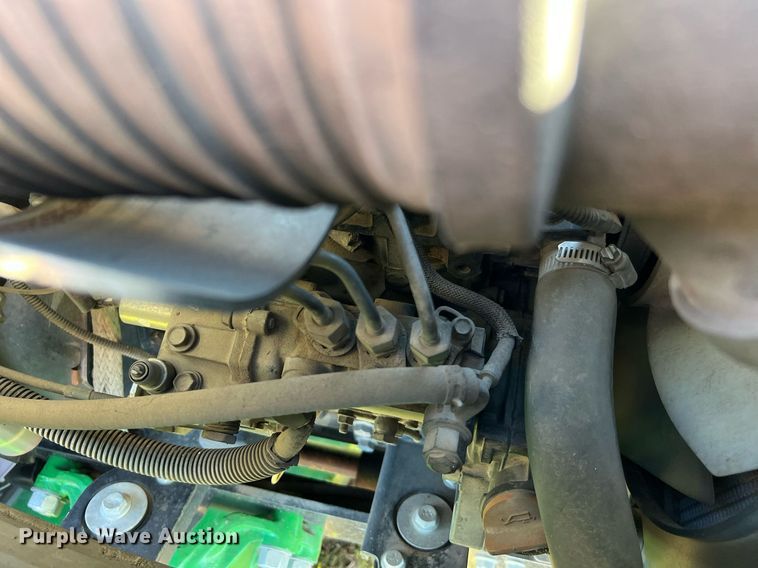 image for item MH9968 2015 John Deere 1025R  MFWD tractor