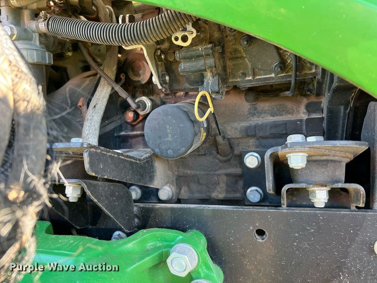 image for item MH9968 2015 John Deere 1025R  MFWD tractor