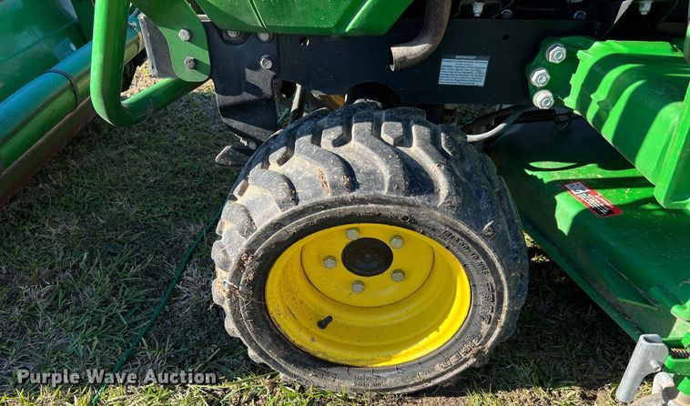 image for item MH9968 2015 John Deere 1025R  MFWD tractor