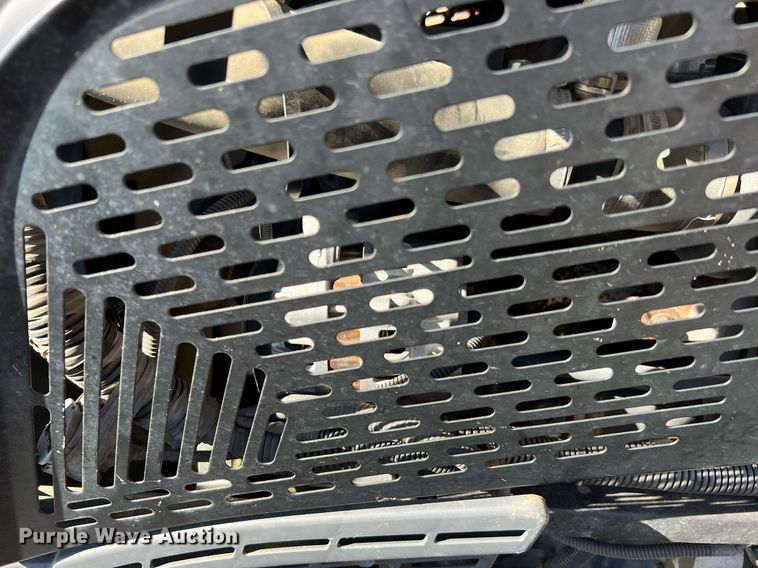 image for item MH9969 2020 Kubota M5-111HD  MFWD tractor