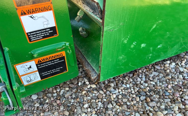 image for item MH9973 2020 John Deere 1025R  MFWD tractor