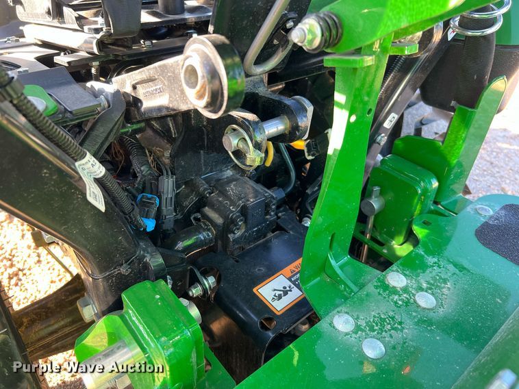 image for item MH9973 2020 John Deere 1025R  MFWD tractor