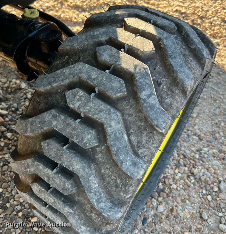 image for item MH9973 2020 John Deere 1025R  MFWD tractor