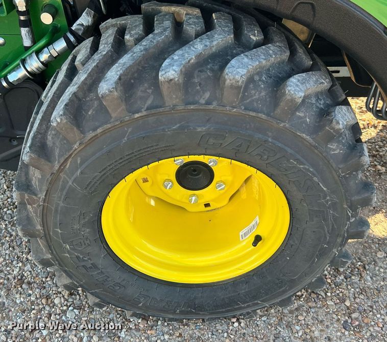 image for item MH9973 2020 John Deere 1025R  MFWD tractor