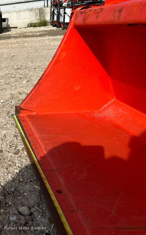 image for item MH9976 2022 Kubota L2501HST  MFWD tractor