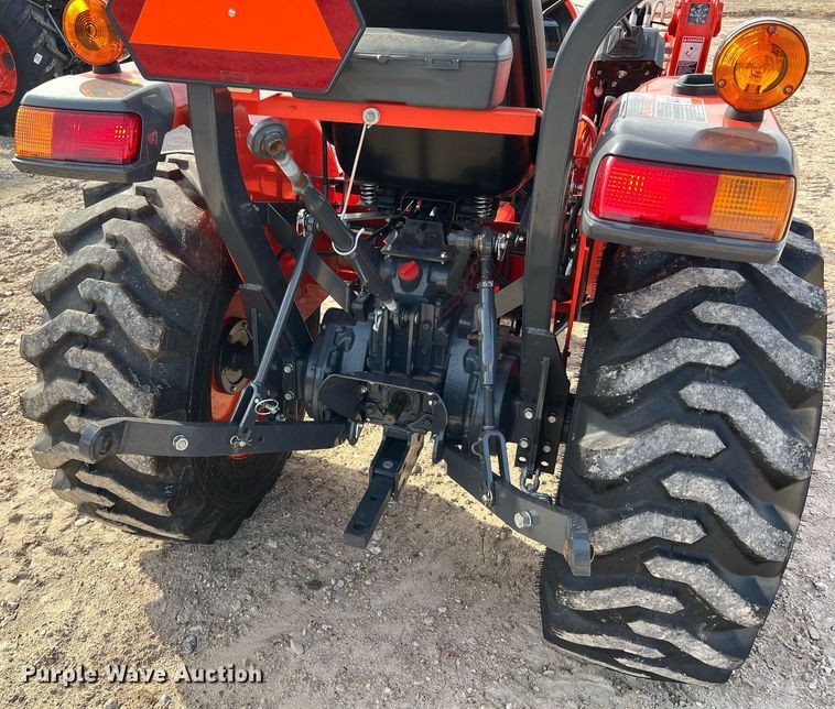 image for item MH9976 2022 Kubota L2501HST  MFWD tractor