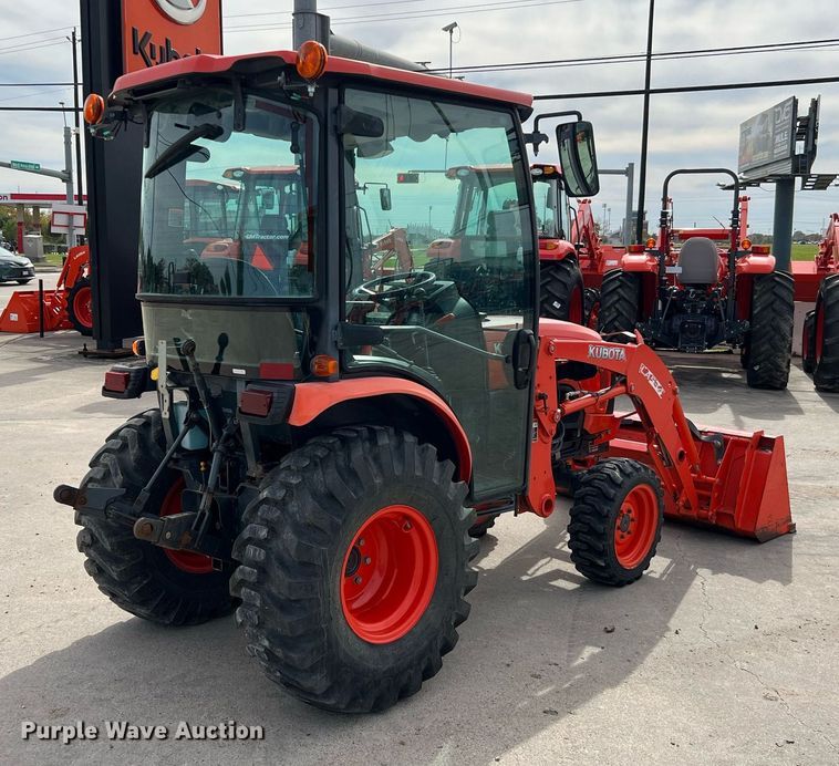 image for item MH9977 2020 Kubota B2650HSD-C  MFWD tractor