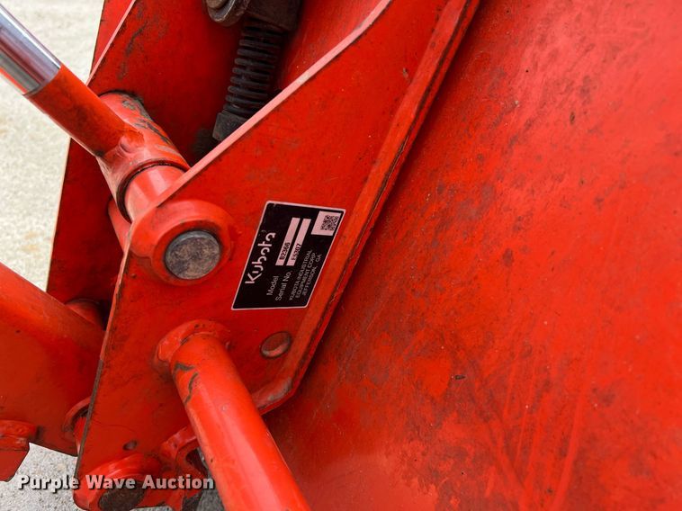 image for item MH9977 2020 Kubota B2650HSD-C  MFWD tractor