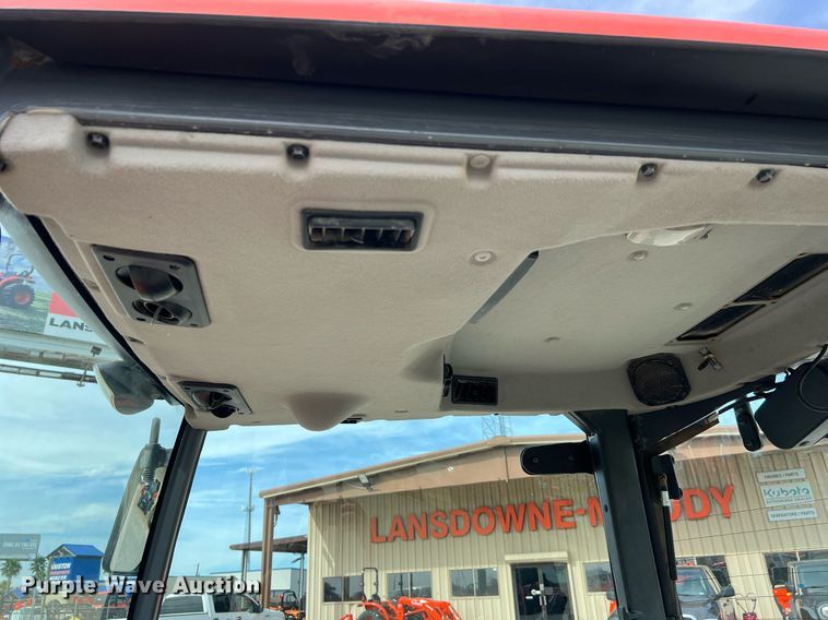 image for item MH9977 2020 Kubota B2650HSD-C  MFWD tractor