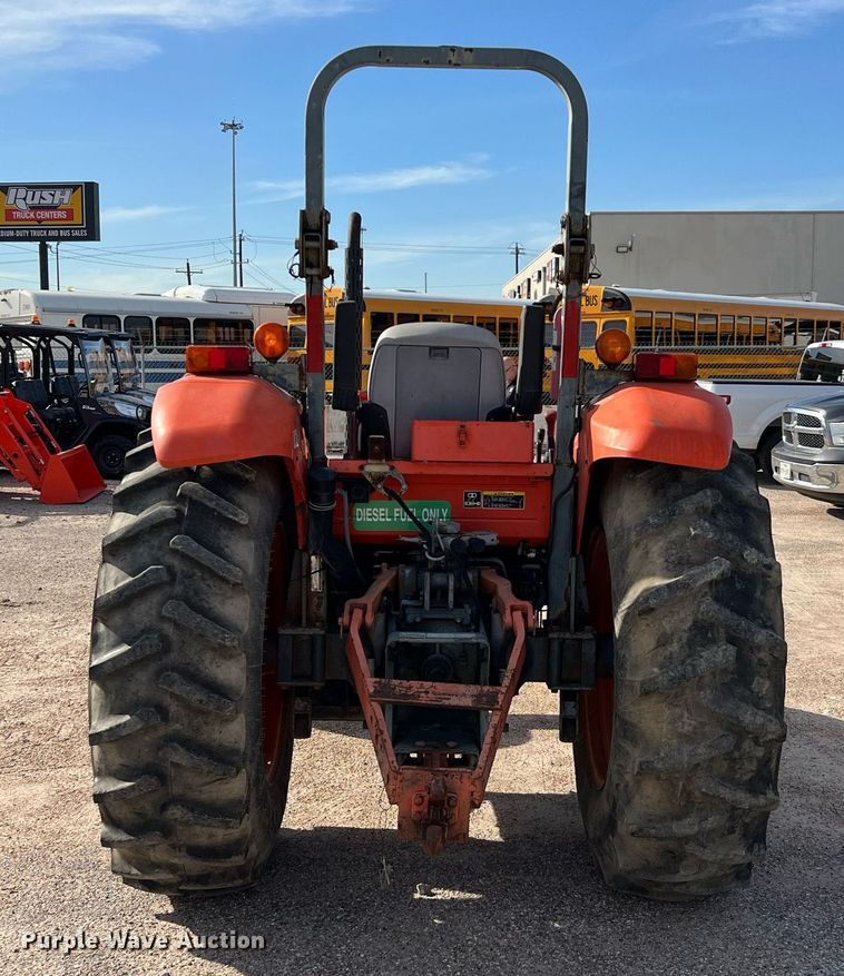 image for item MH9978 2007 Kubota M7040F  tractor