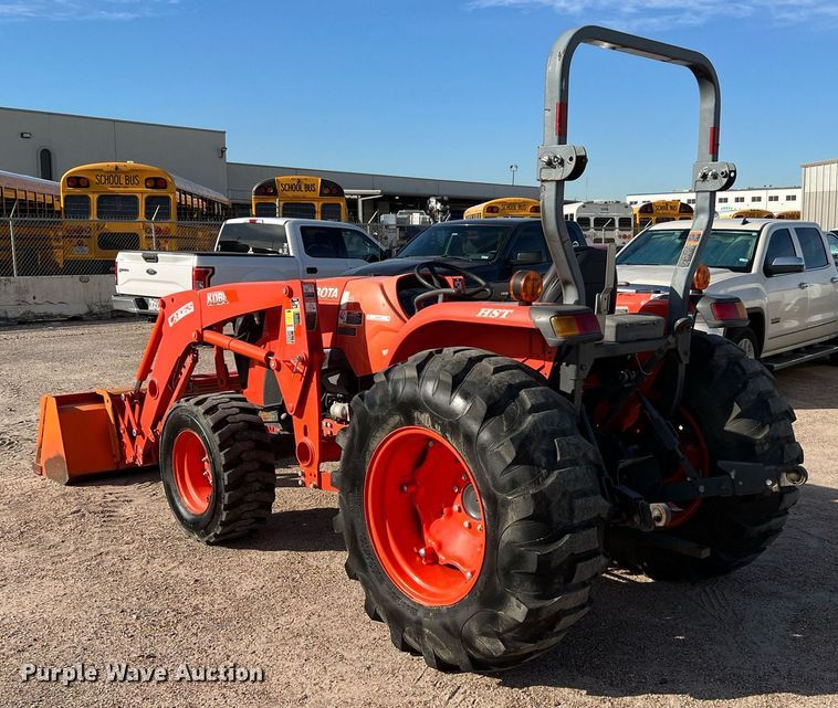 image for item MH9979 2019 Kubota MX5200HST  MFWD tractor