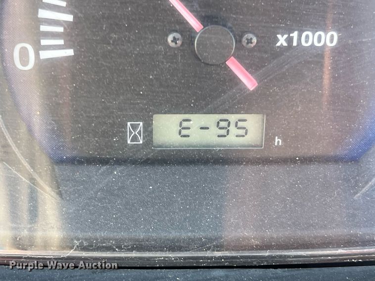 image for item MH9979 2019 Kubota MX5200HST  MFWD tractor