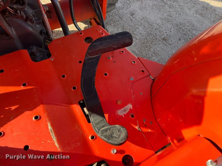 image for item MH9979 2019 Kubota MX5200HST  MFWD tractor