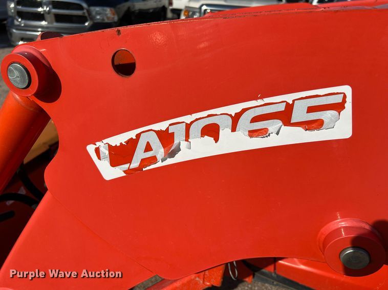 image for item MH9979 2019 Kubota MX5200HST  MFWD tractor