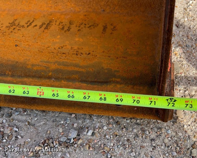 image for item MH9981 2012 Kubota L3940HST  MFWD tractor