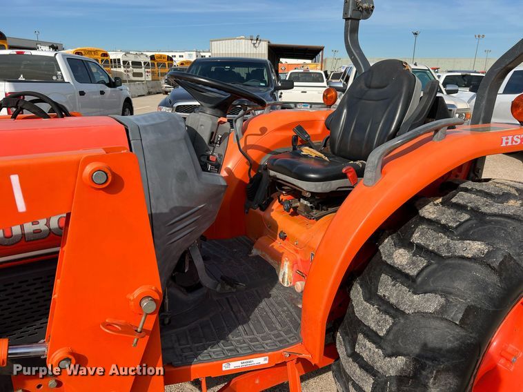 image for item MH9981 2012 Kubota L3940HST  MFWD tractor