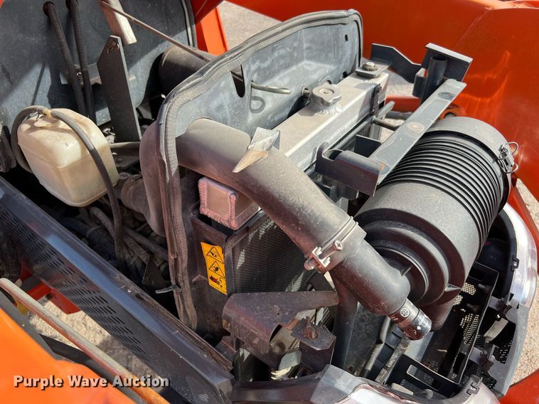 image for item MH9981 2012 Kubota L3940HST  MFWD tractor