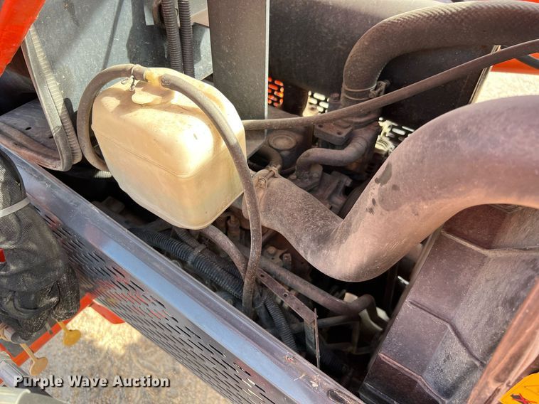 image for item MH9981 2012 Kubota L3940HST  MFWD tractor