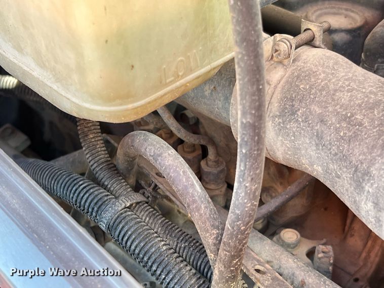 image for item MH9981 2012 Kubota L3940HST  MFWD tractor