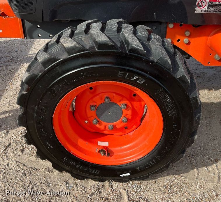 image for item MH9981 2012 Kubota L3940HST  MFWD tractor