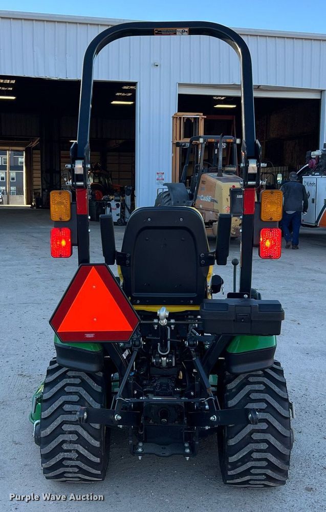 image for item MH9983 2021 John Deere 1025R  MFWD tractor
