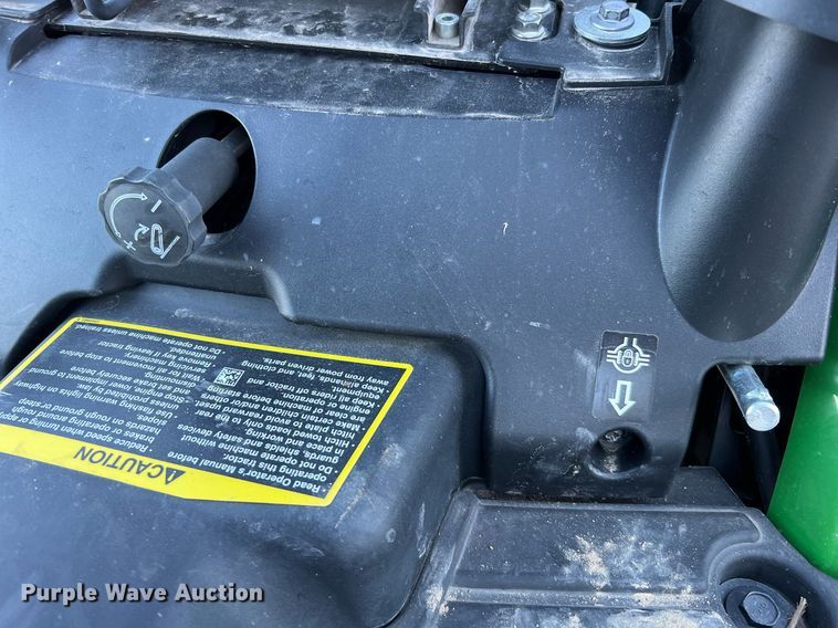 image for item MH9983 2021 John Deere 1025R  MFWD tractor