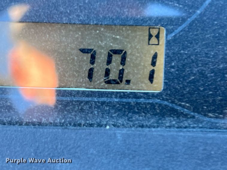 image for item MH9983 2021 John Deere 1025R  MFWD tractor